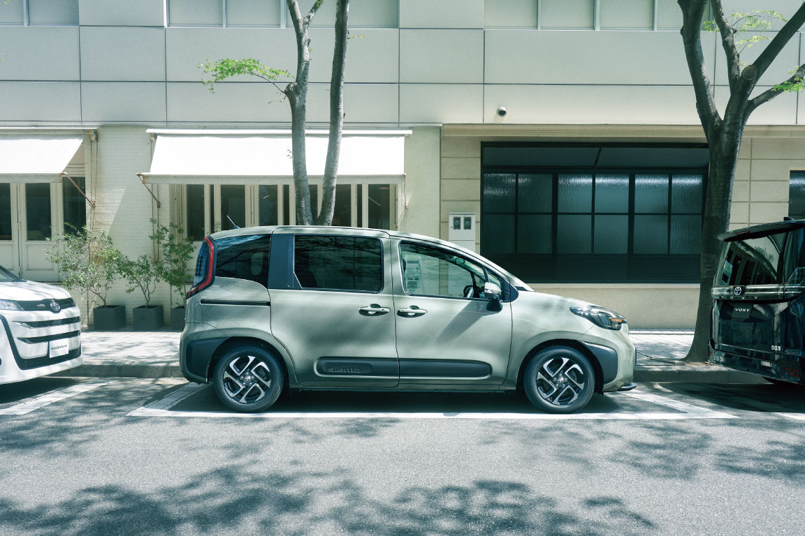 トヨタのミニバン・ワンボックスカーを徹底比較！新型ミニバンを含む全7車種の特徴や魅力、おすすめの購入方法を紹介 – モビリコマガジン