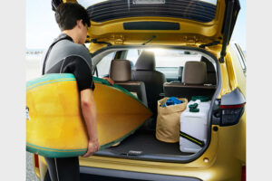 ヤリスクロスの荷室