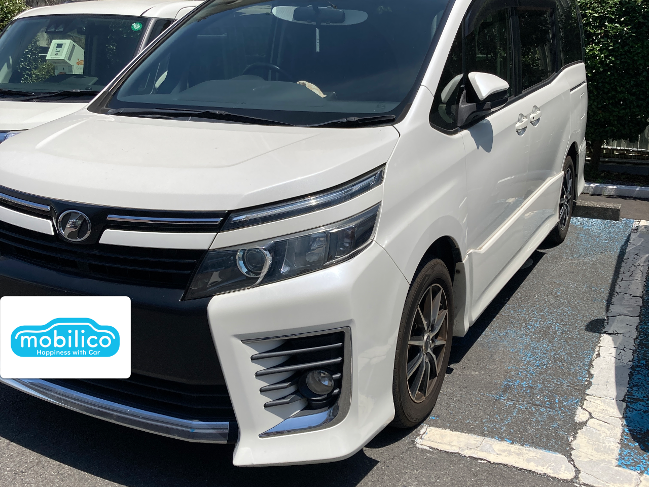 トヨタ ヴォクシー ZS（2016年・8.2万km・ホワイト系）の中古車情報