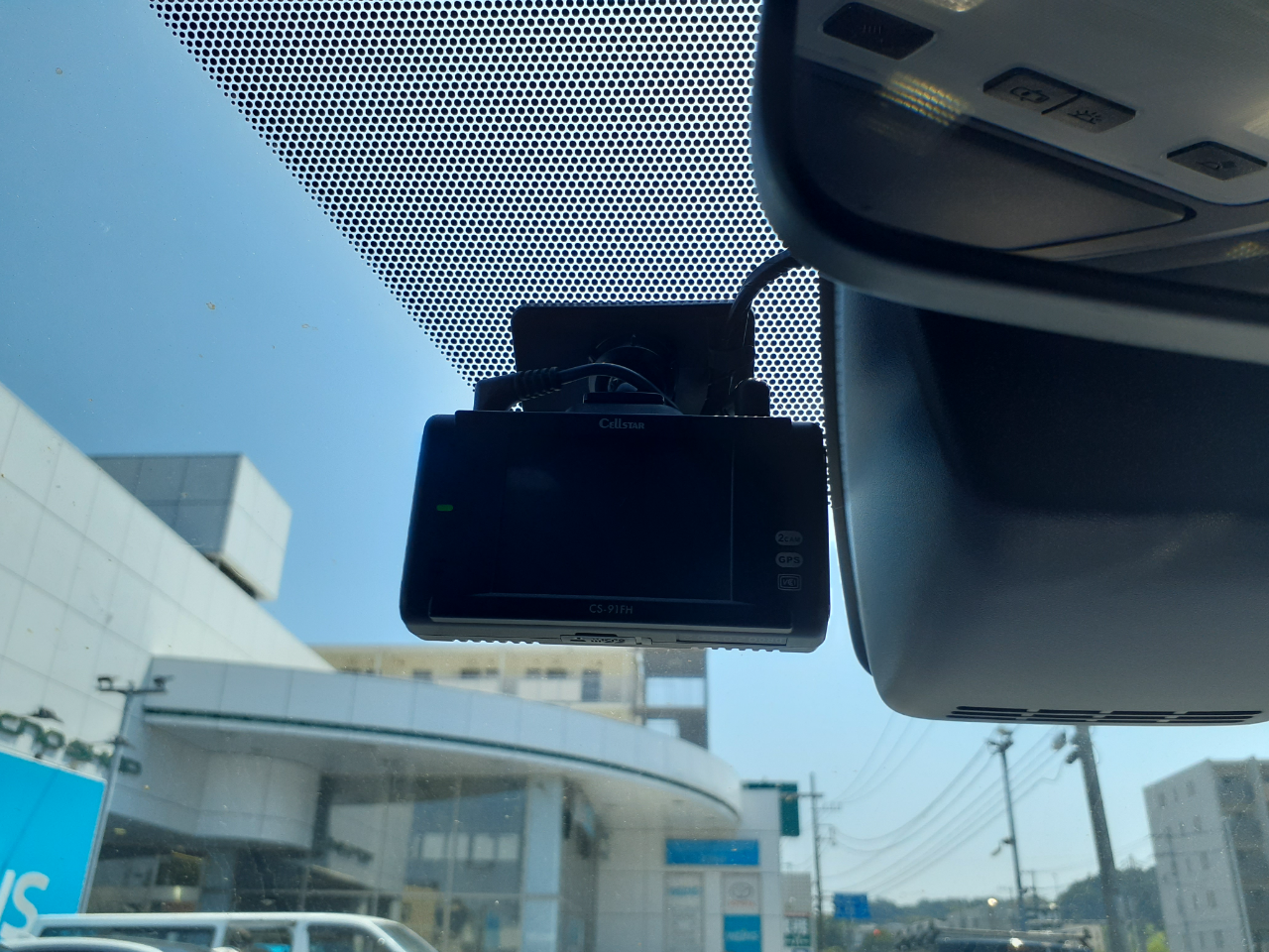 トヨタ ヴォクシー ZS 煌III（2021年・1.7万km・ホワイト系）の中古車