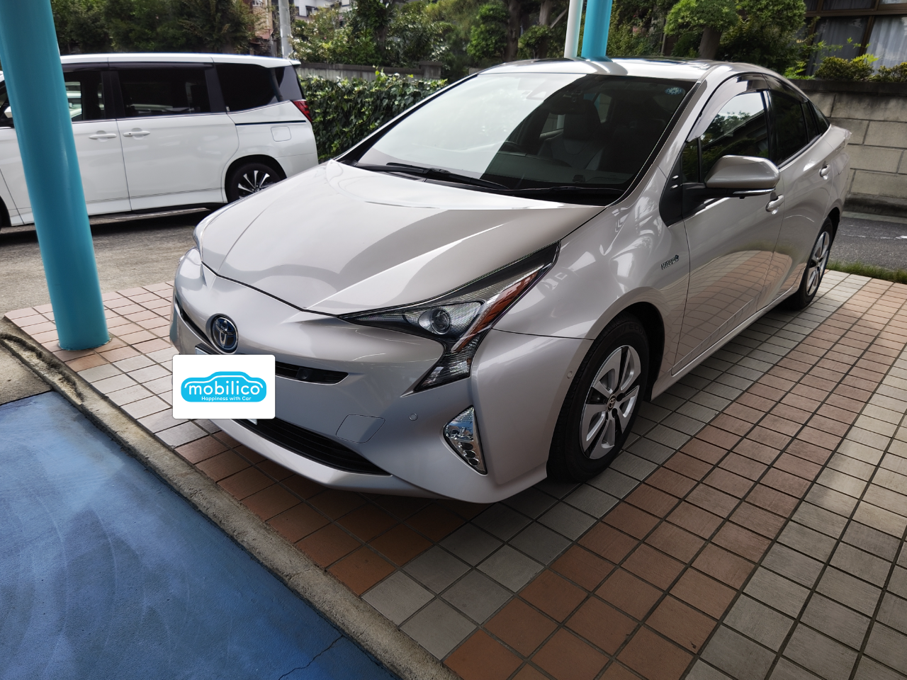 トヨタ プリウス Aプレミアム（2015年・5.4万km・その他の色）の中古車