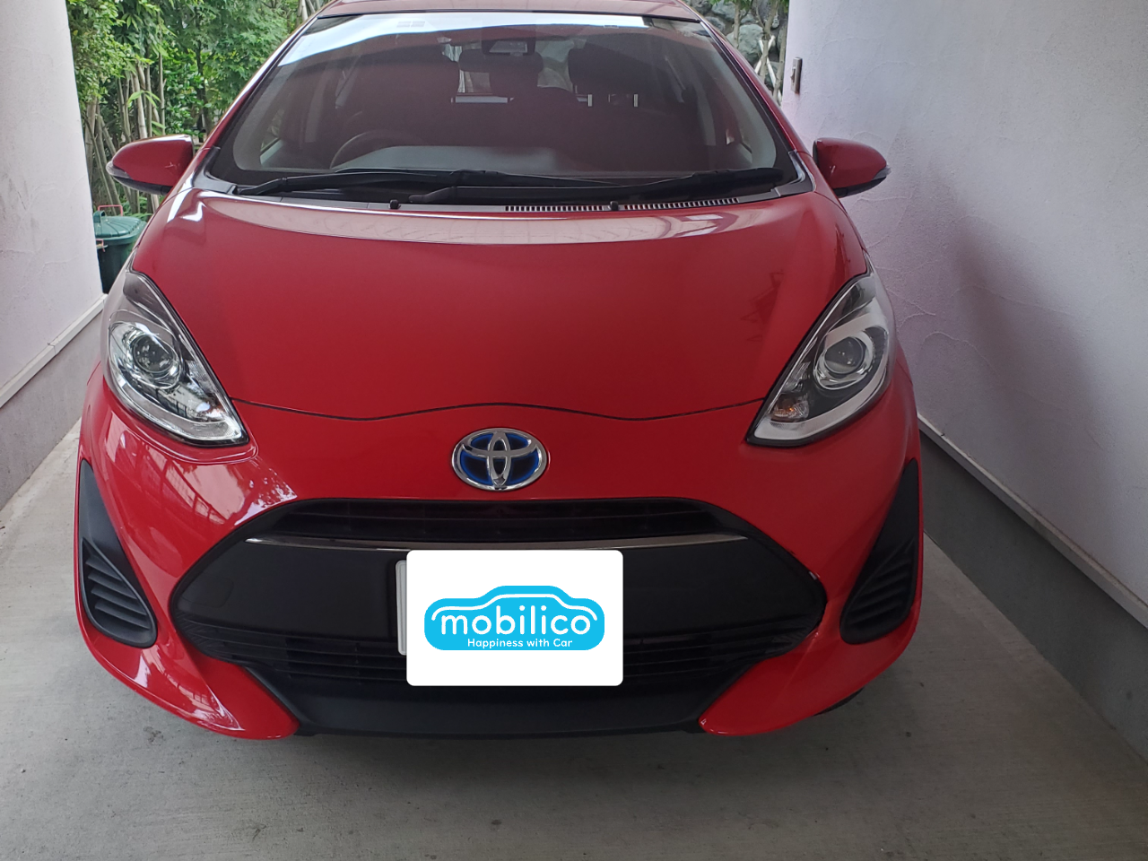 トヨタ アクア S（2017年・1.9万km・レッド系）の中古車情報 | 個人