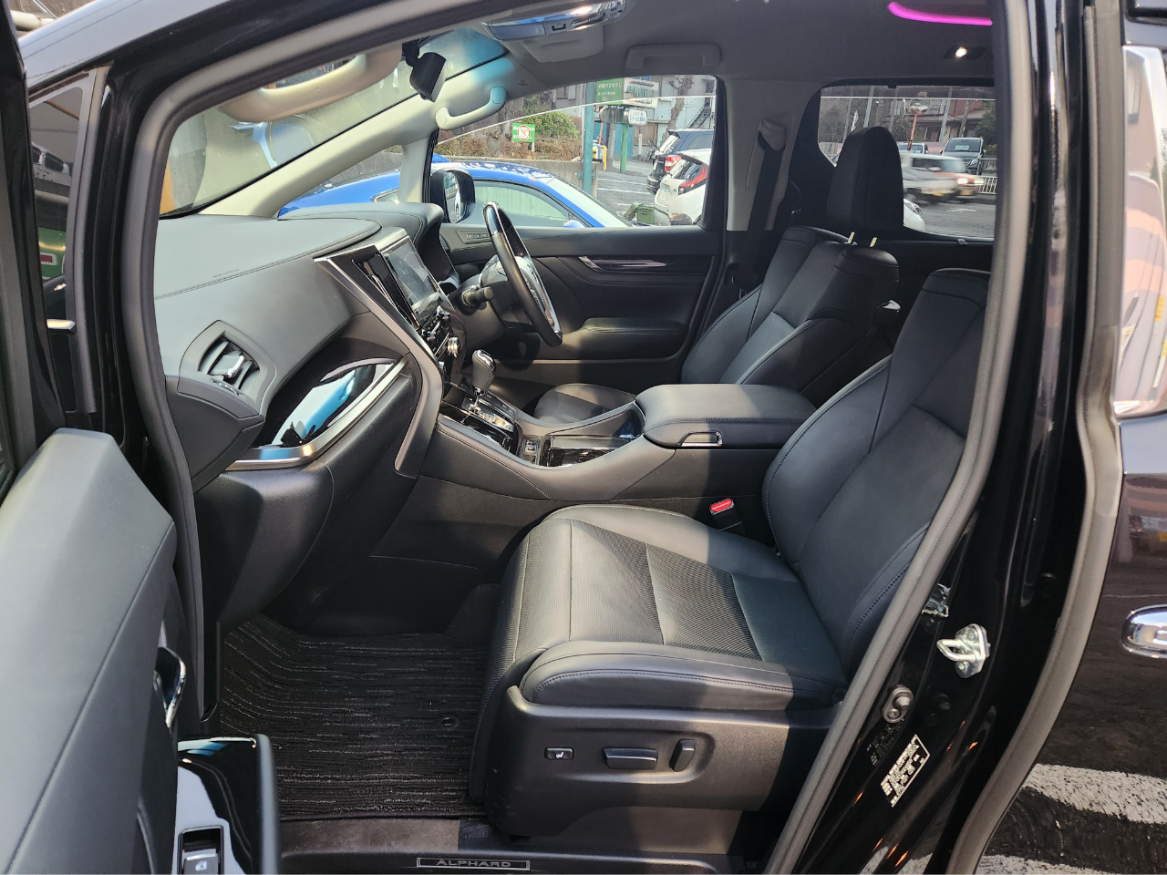 トヨタ アルファード 2.5S Cパッケージ（2021年・1.6万km・ブラック系