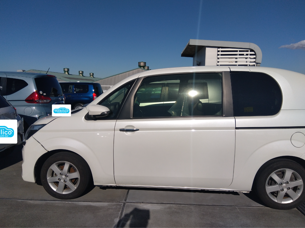 スペイド 中古 車