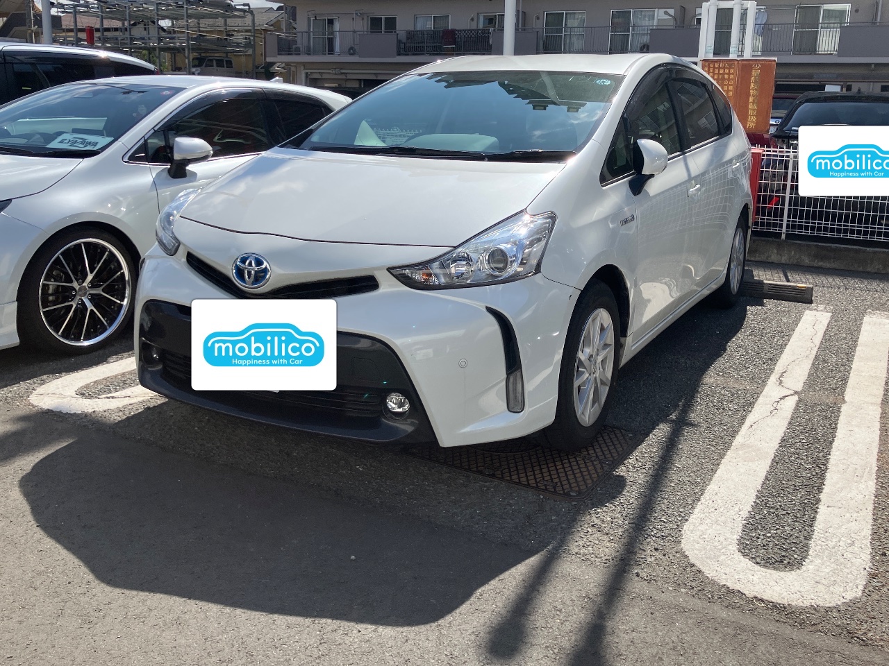 トヨタのプリウスαの特徴・選ぶポイントを徹底比較！グレードの違いや