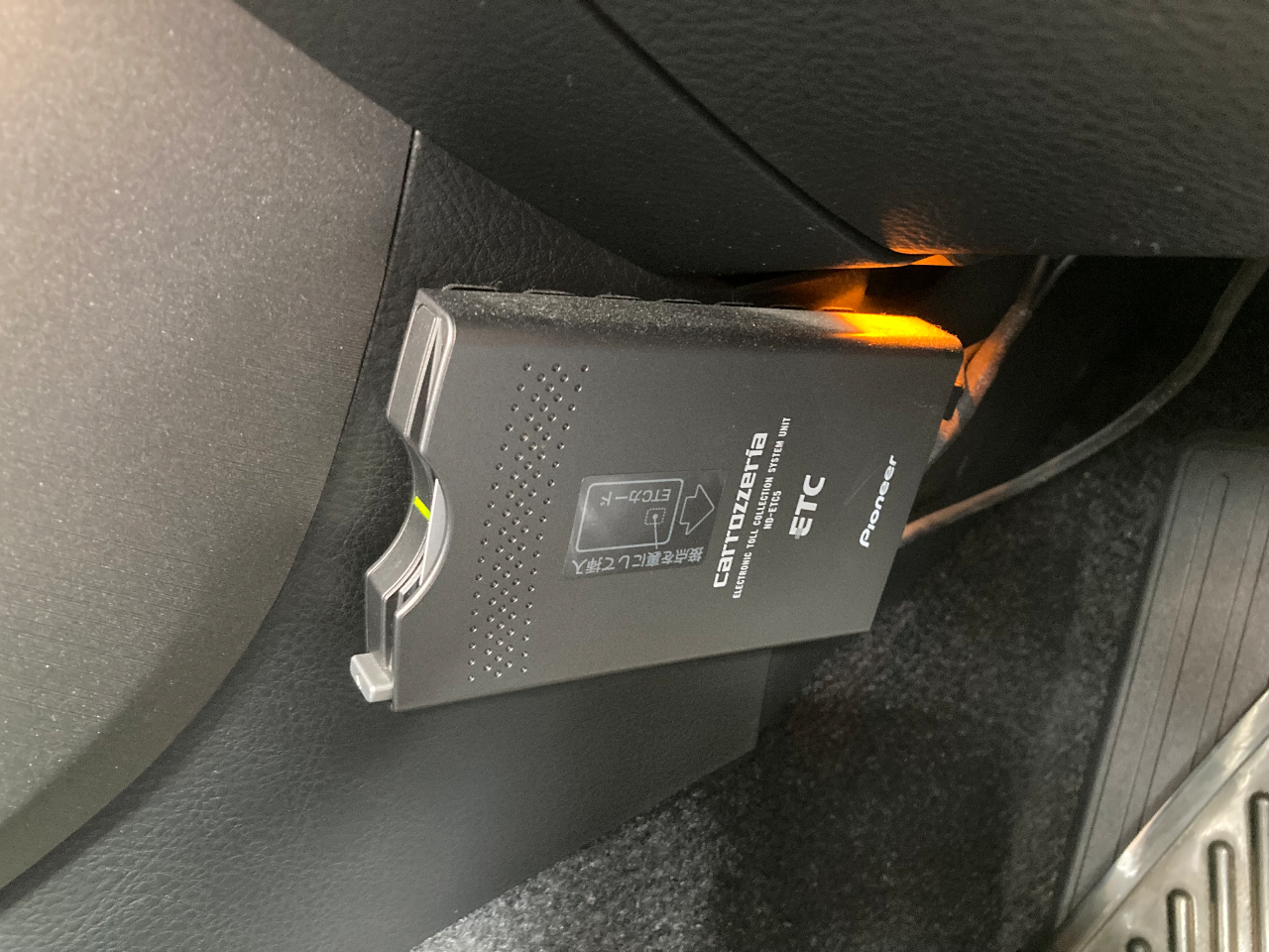 トヨタ ヴァンガード 240S（2010年・17.8万km・ホワイト系）の