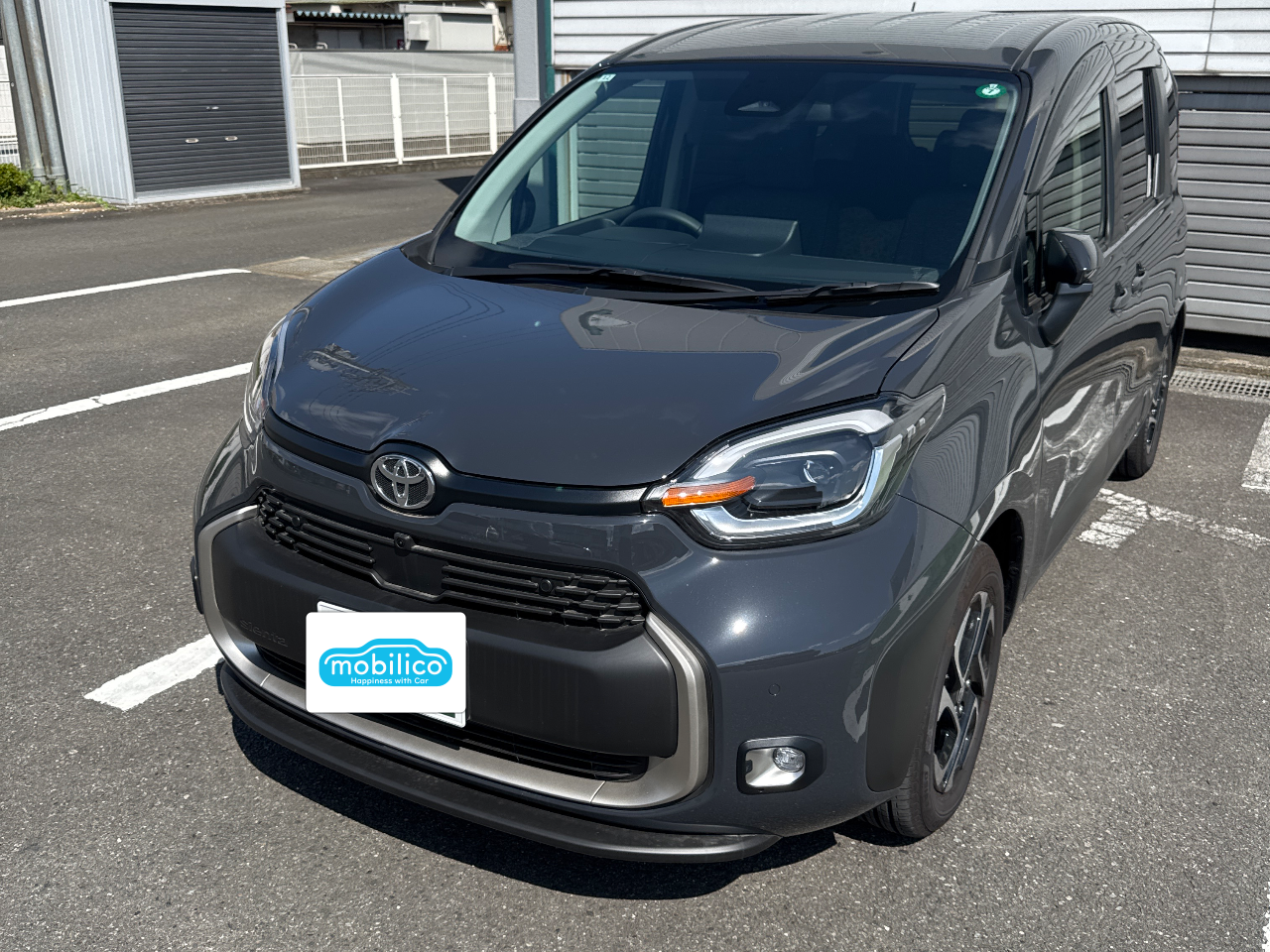 トヨタ シエンタ ハイブリッドZ（2024年・0.3万km・グレー系）の