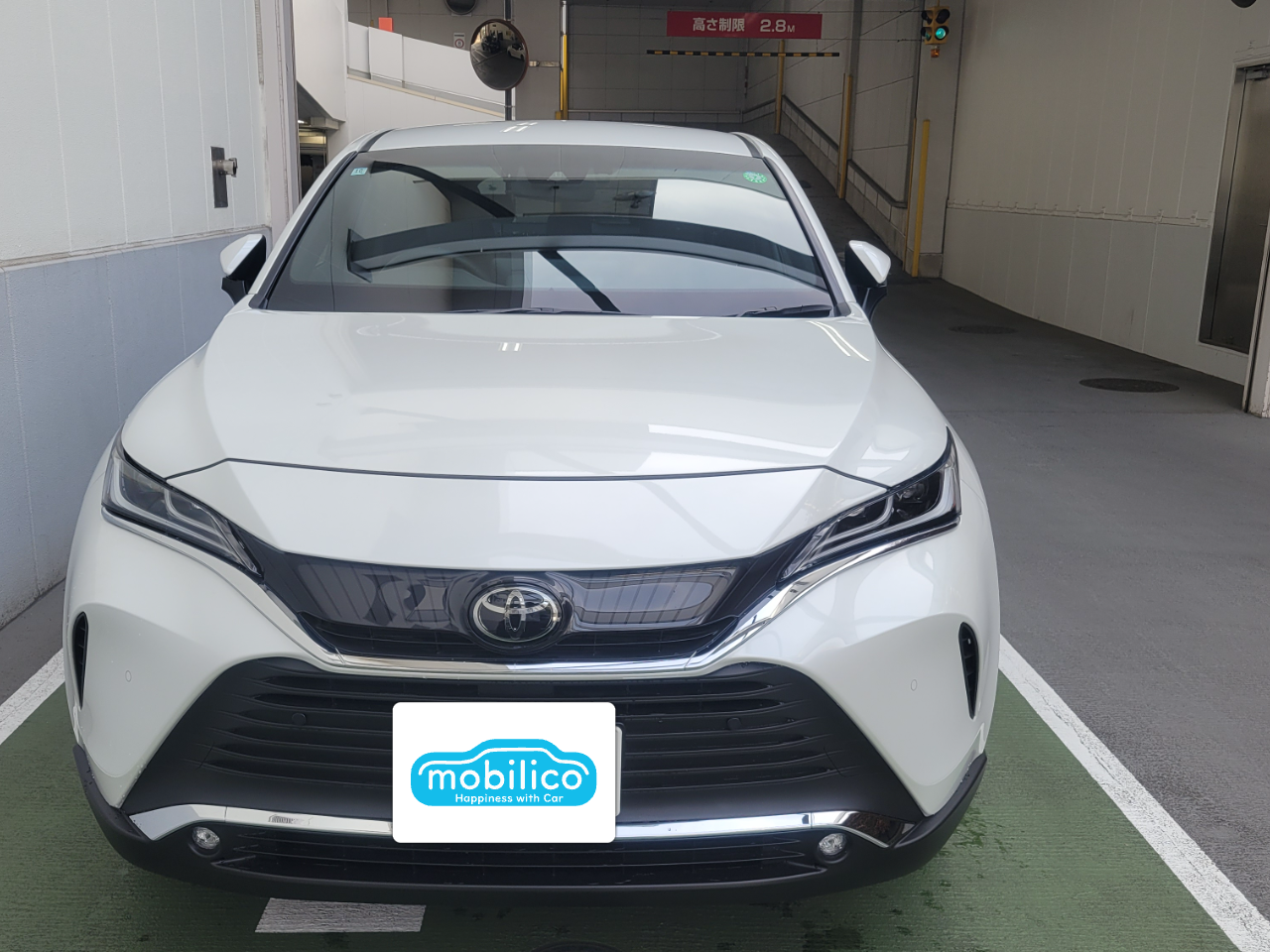 トヨタ ハリアー G(2024年・0.4万km・ホワイト系)の中古車情報 トヨタ ハリアー G(2024年・0.4万km・ホワイト系)の中古車情報