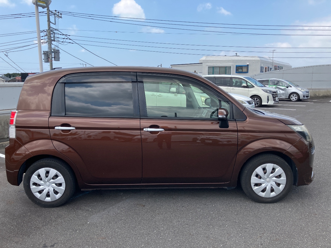 トヨタ スペイド X（2013年・3.3万km・その他の色）の中古車情報