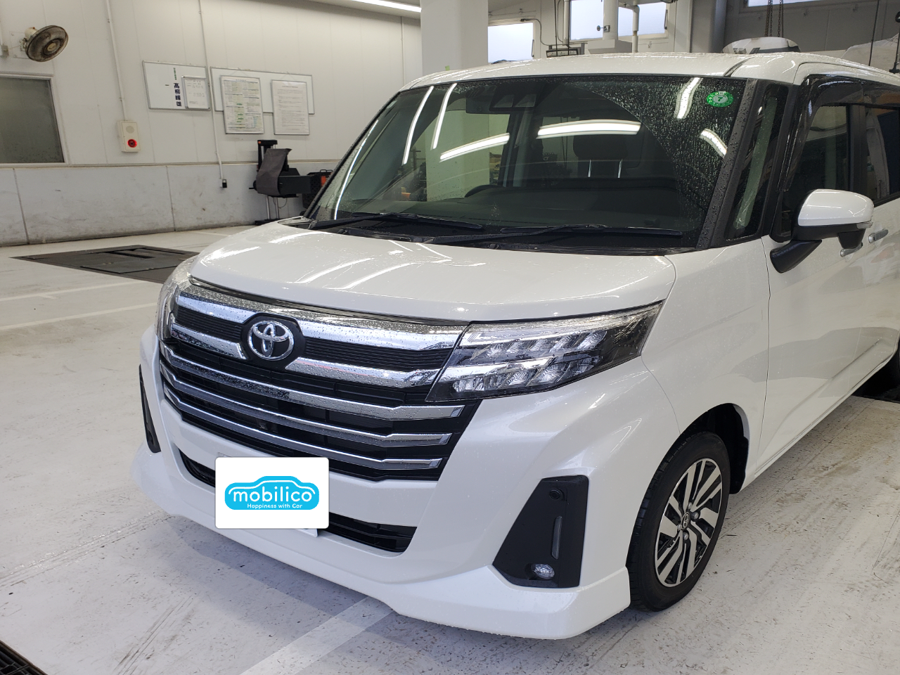 トヨタ ルーミー カスタムG（2023年・1.1万km・ホワイト系）の中古車