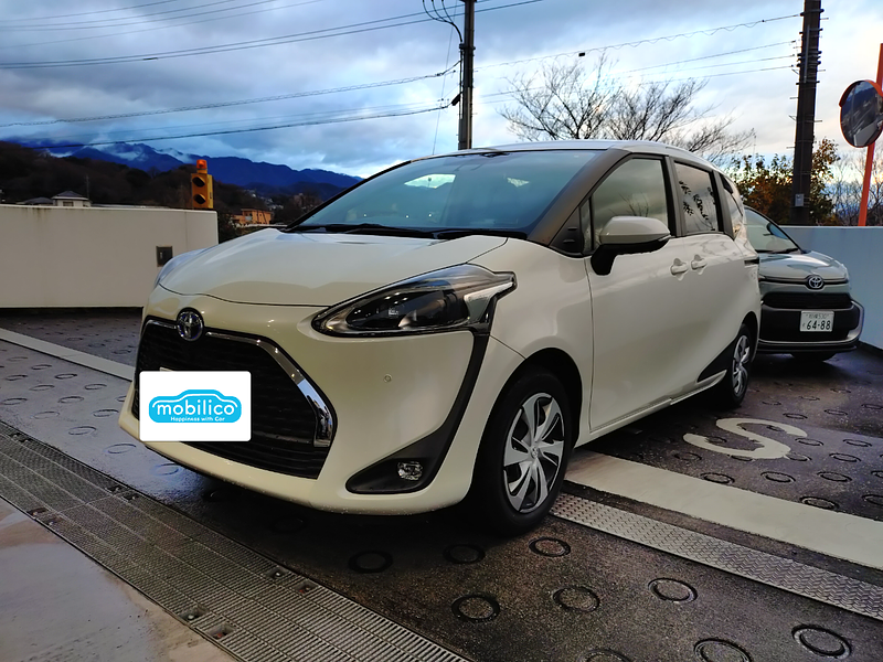 トヨタ シエンタ ハイブリッドG クエロ