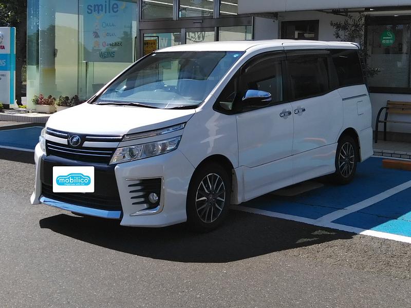 トヨタ ヴォクシー ZS 煌