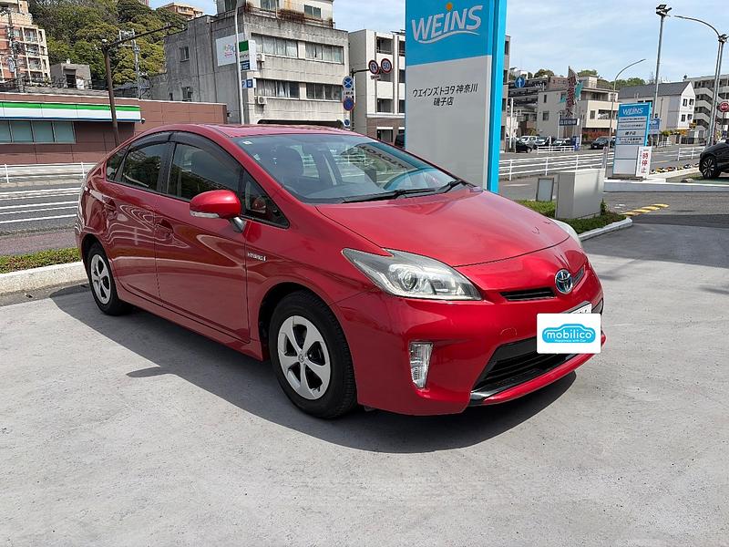 トヨタ プリウス S