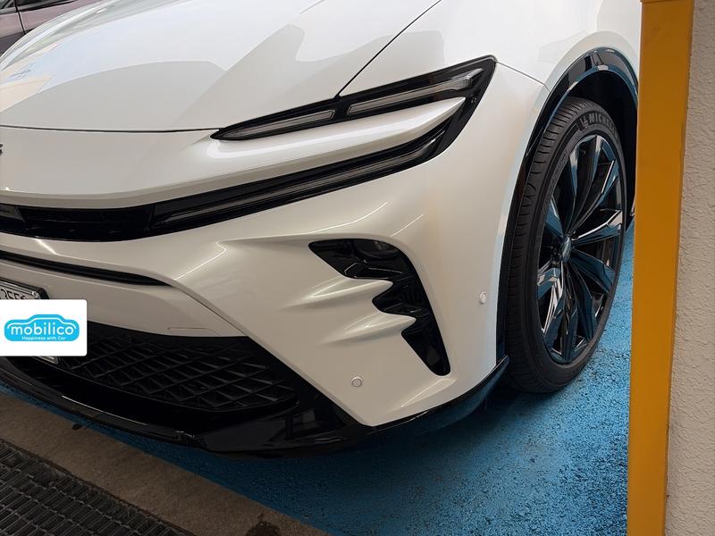 トヨタ クラウンスポーツ Z