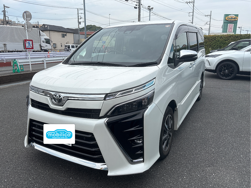 トヨタ ヴォクシー ZS 煌III