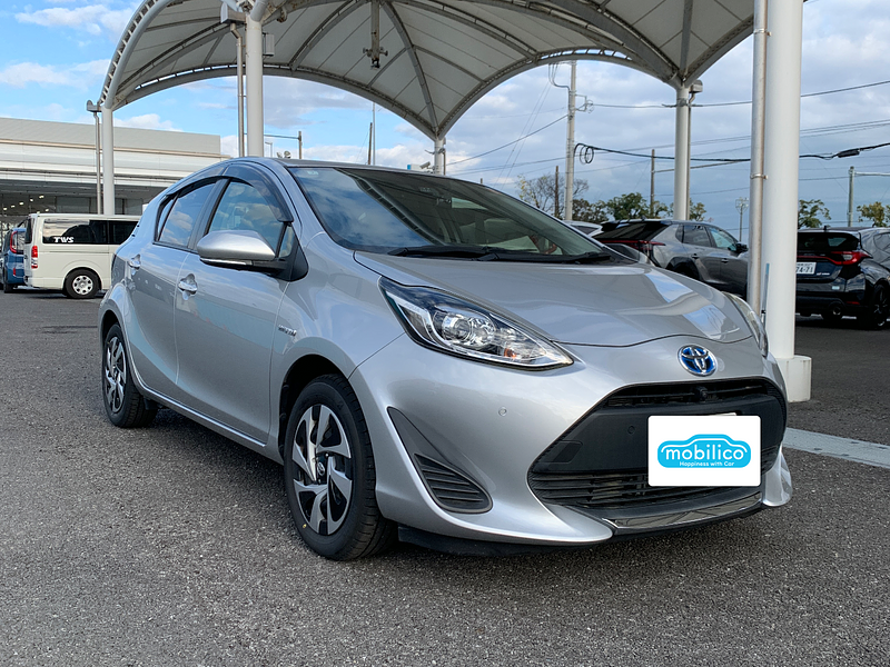 トヨタ アクア Sスタイルブラック