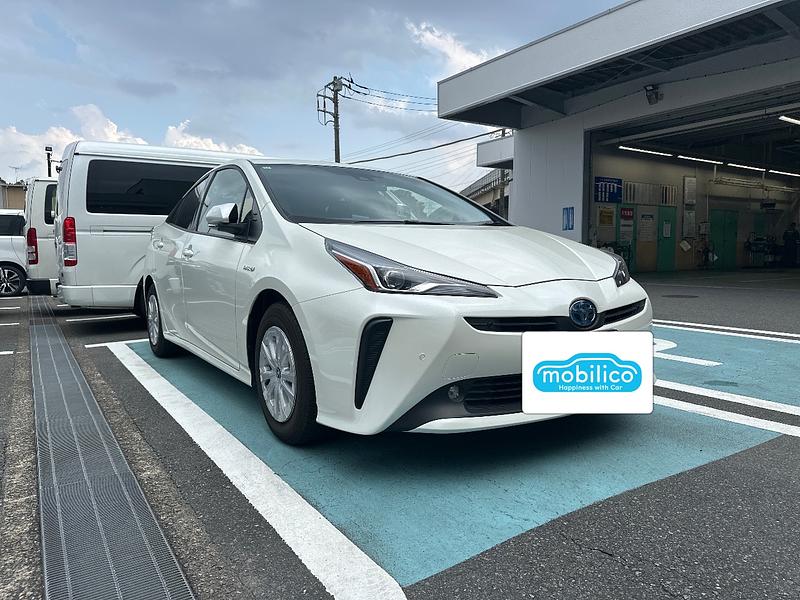 トヨタ プリウス S