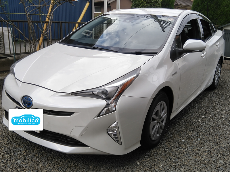 トヨタ プリウス S