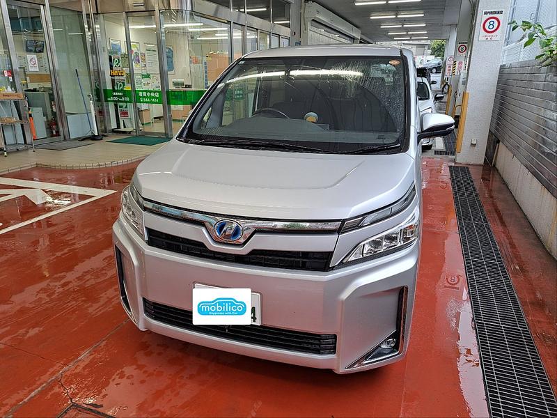 トヨタ ヴォクシー ハイブリッドV
