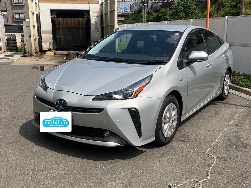 トヨタ プリウス S