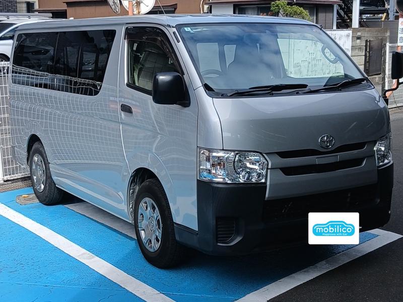 トヨタ ハイエースバン DX