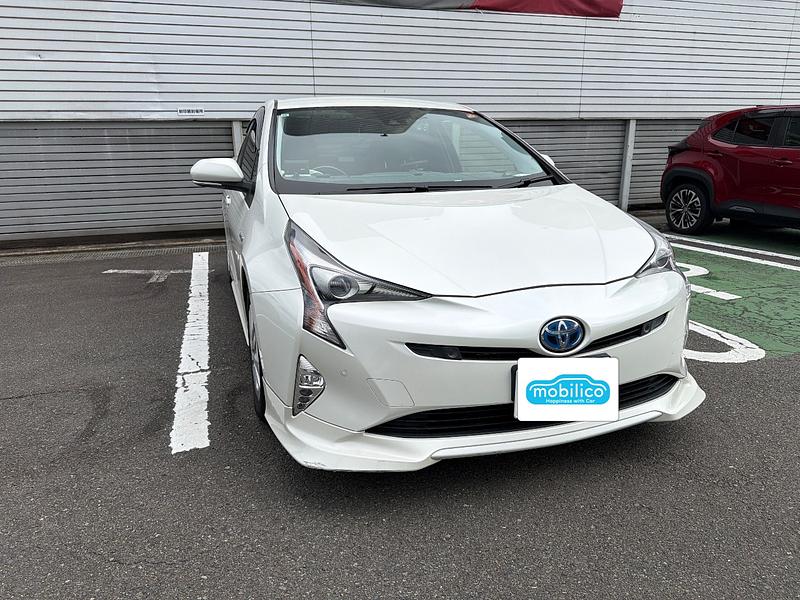 トヨタ プリウス Sセーフティプラス