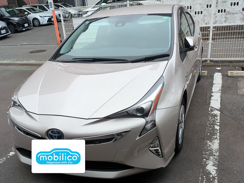 トヨタ プリウス Sセーフティプラス