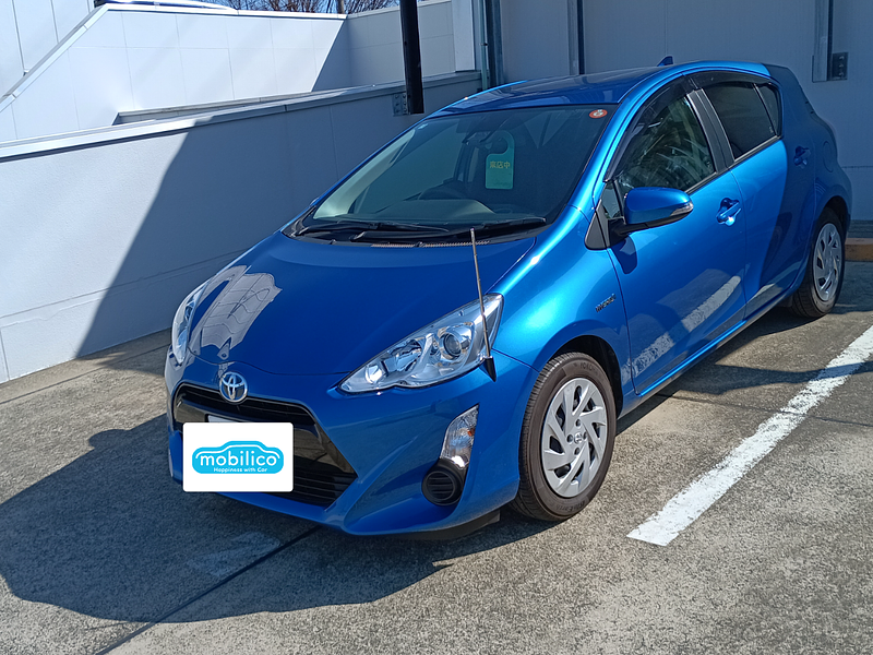 トヨタ アクア S