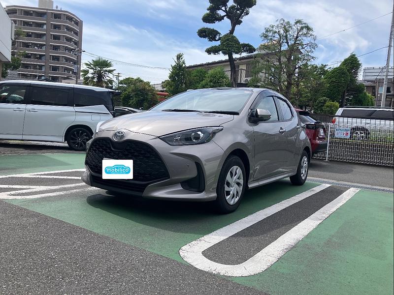 トヨタ ヤリス ハイブリッドX