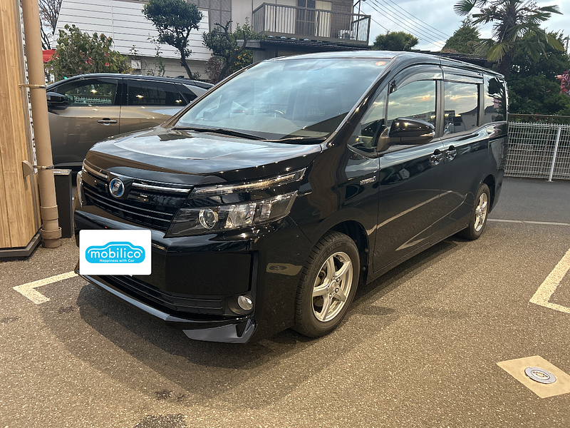 トヨタ ヴォクシー ハイブリッドV