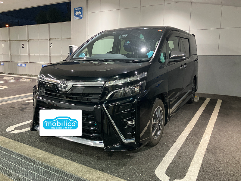 トヨタ ヴォクシー ZS 煌III