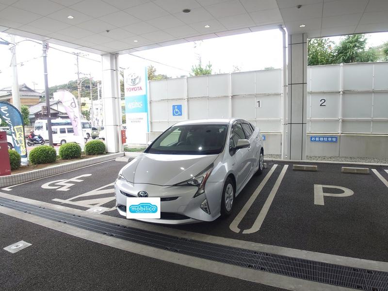 トヨタ プリウス Sセーフティプラス