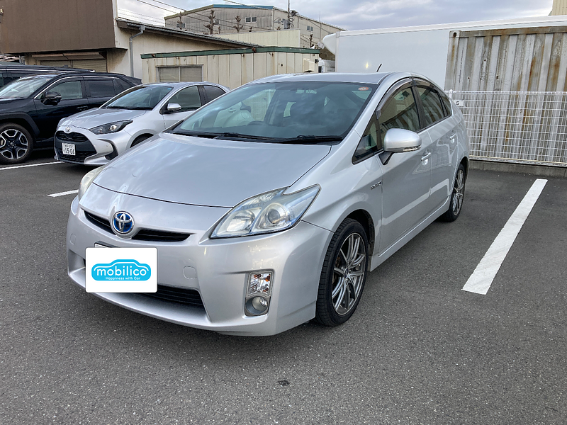 トヨタ プリウス S