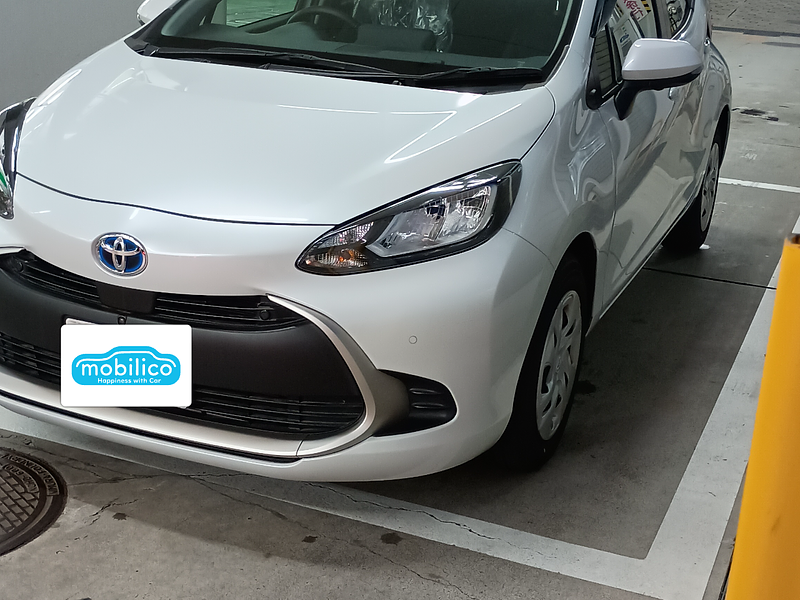 トヨタ アクア G