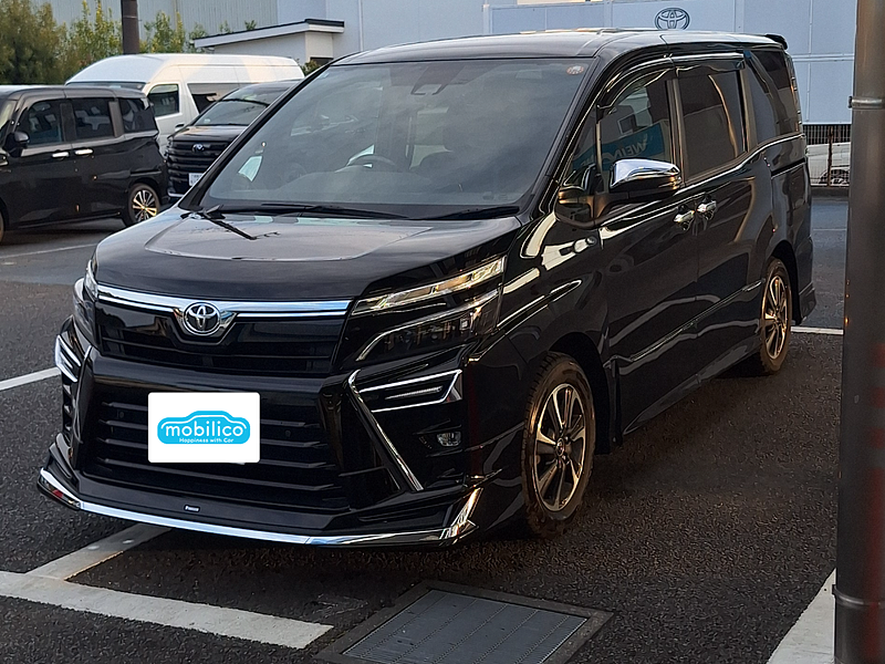 トヨタ ヴォクシー ZS 煌III