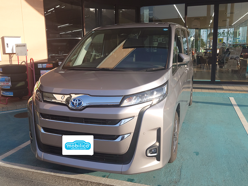 トヨタ ノア ハイブリッドZ