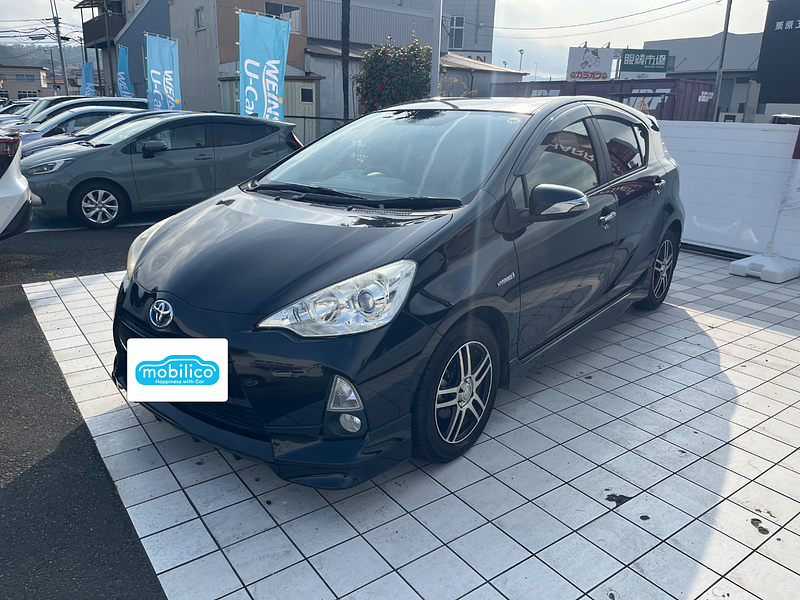 トヨタ アクア G