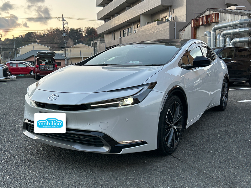 トヨタ プリウス Z