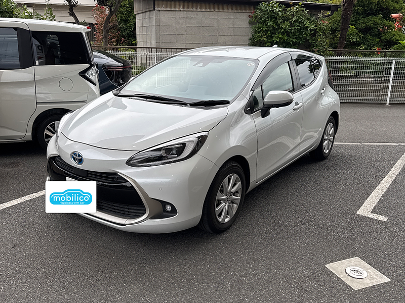 トヨタ アクア Z