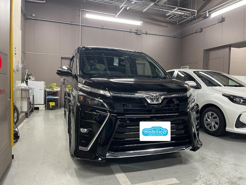 トヨタ ヴォクシー ZS 煌III