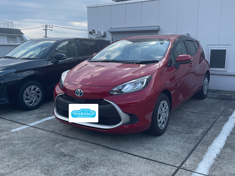 トヨタ アクア G