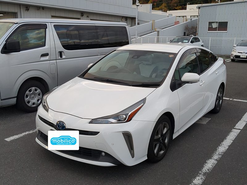 トヨタ プリウス Aツーリングセレクション