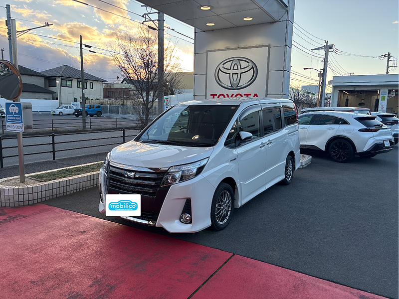 トヨタ ノア ハイブリッドSi ダブルバイビー