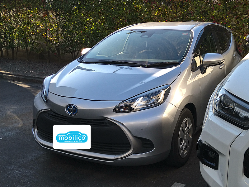 トヨタ アクア G