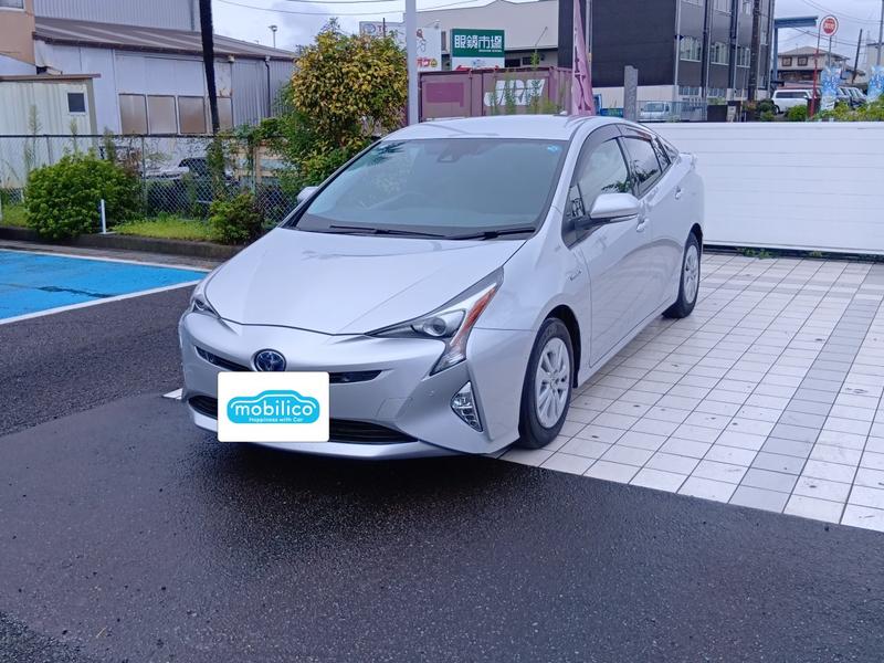 トヨタ プリウス Sセーフティプラス