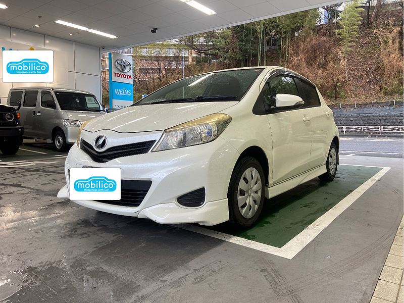 トヨタ ヴィッツ F