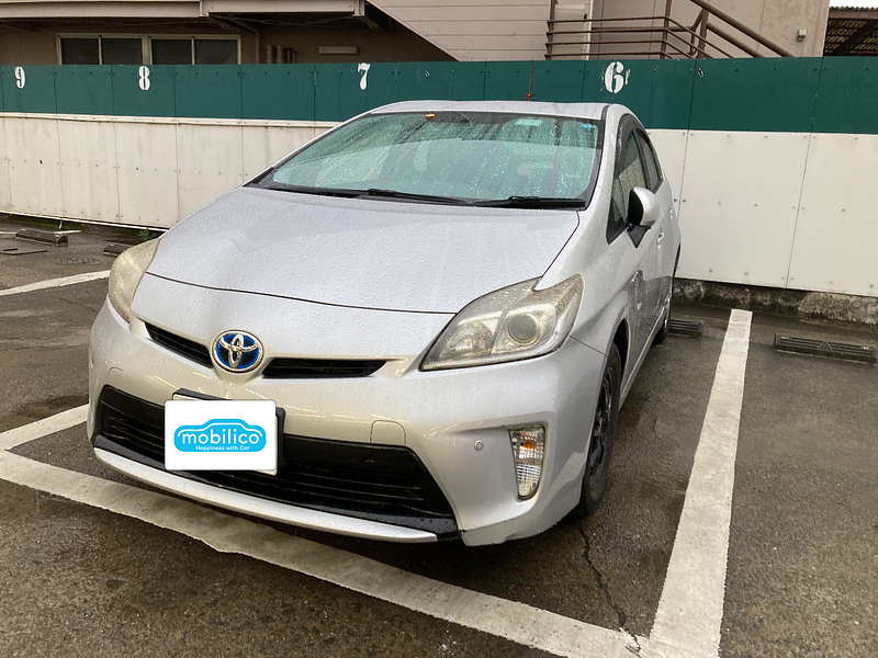 トヨタ プリウス S