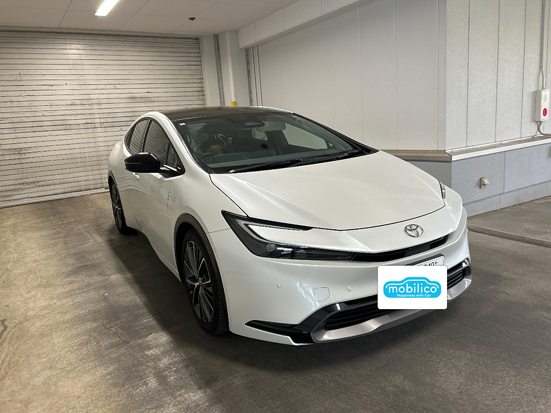 トヨタ プリウス Z