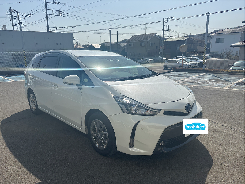 トヨタ プリウスα S チューン ブラックII