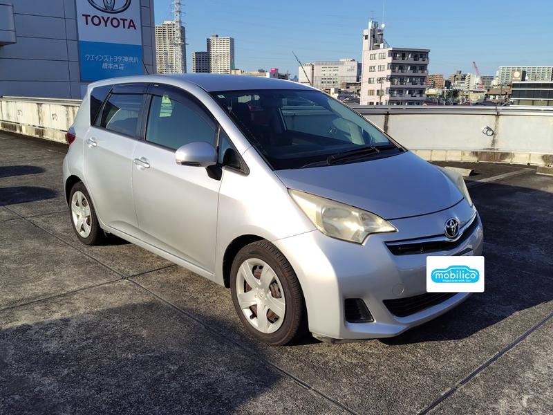 トヨタ ラクティス X